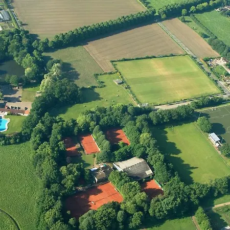 Hotel & Gastropark Loemuehle 3*