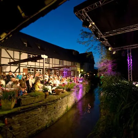 Hotel & Gastropark Loemuehle 3*