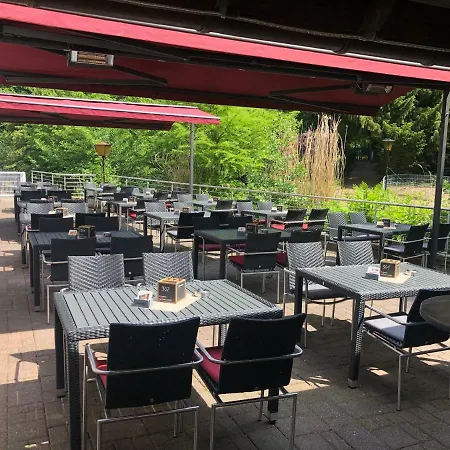 Hotel & Gastropark Loemuehle 3*